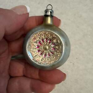 Vtg Poland Blown Mercury Glass Single Indent Reflector Xmas  Ornament Silver Pi